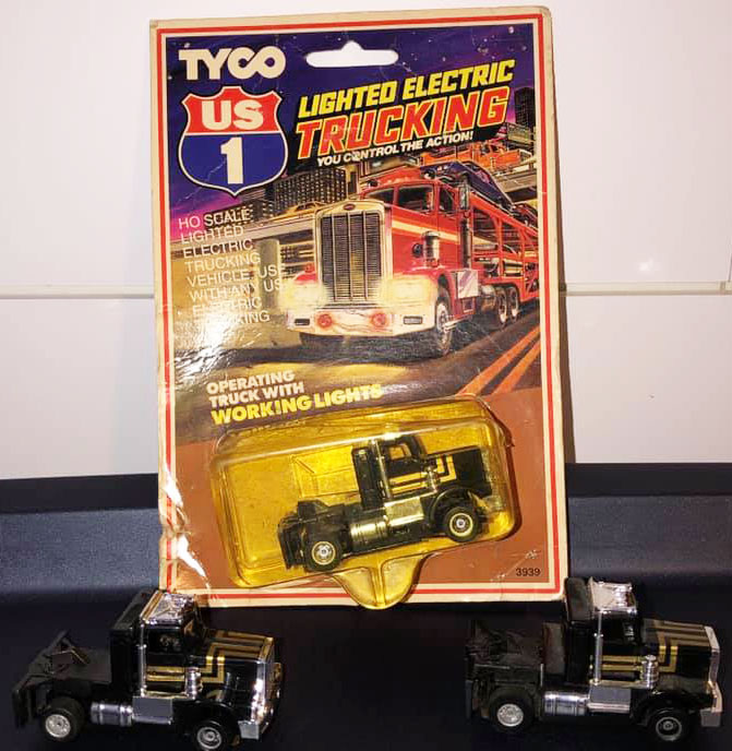 Tyco #3939 Peterbilt